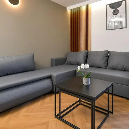 شقة Magic - Aroma زاتور